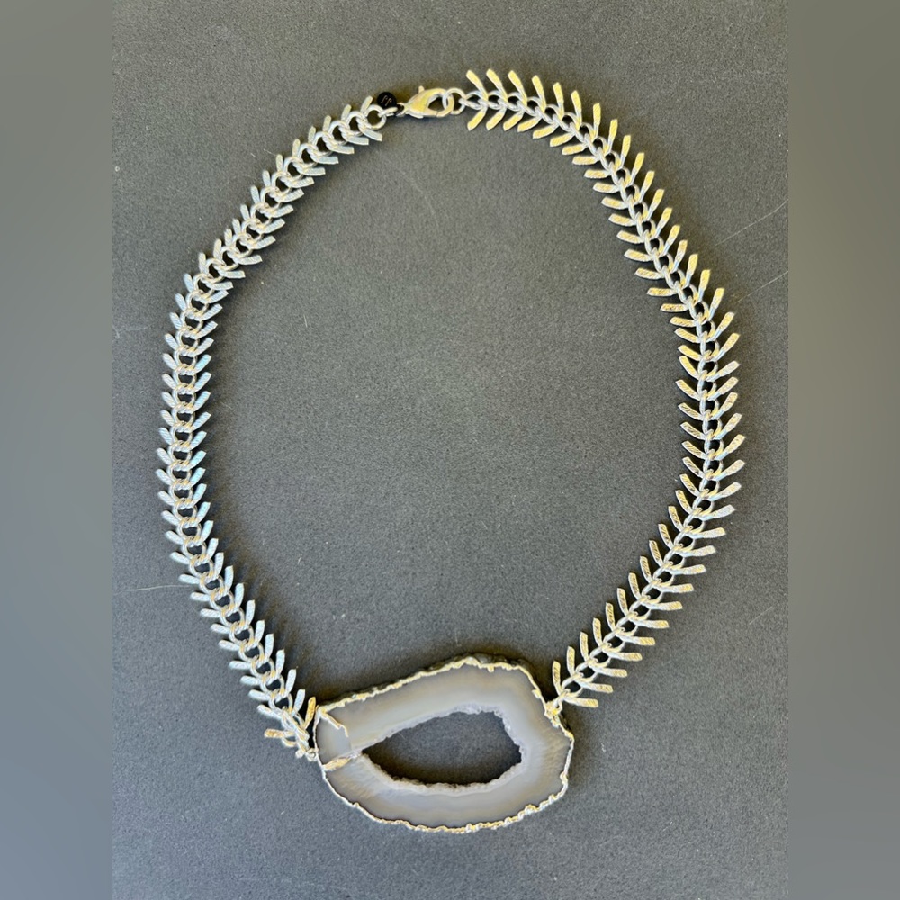 Drusy agate slice silver plated statement necklace on Fishbone chain